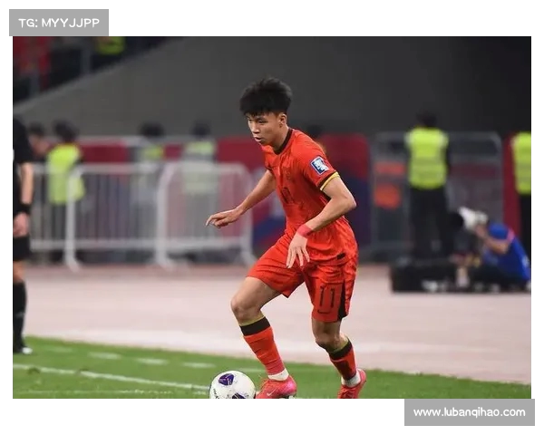 U22国足首发预测王钰栋领衔三叉戟攻击群展现锋线火力 U22国足首发预测王钰栋领衔三叉戟攻击群展现锋线火力